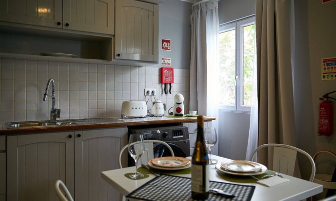 Biscoitos Apartment | Sea view