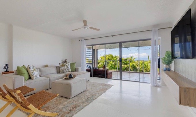 Ballito Apartment | Sea View Sanctuary in Ballito | Pool and Comfort