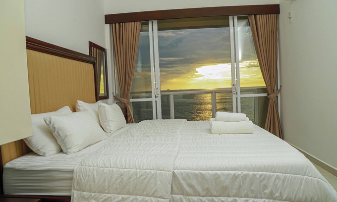 Hendala Apartment | Sea View Sunset Beach luxury Residences Colombo