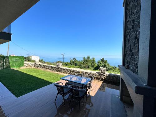 Arakli Villa | Sea View Villa