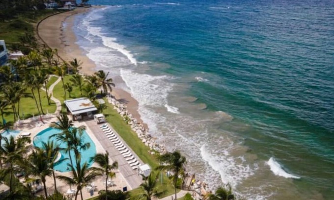 Residencial El Doral Condo | Sea Winds kite Beach Oceanfront