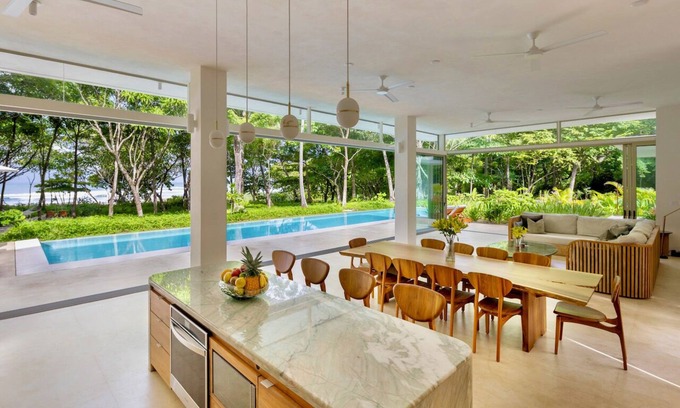 Carmen Villa | Sea Wing Oceanfront Paradise:4-Bedroom Villa with Expansive Pool in Santa Teresa
