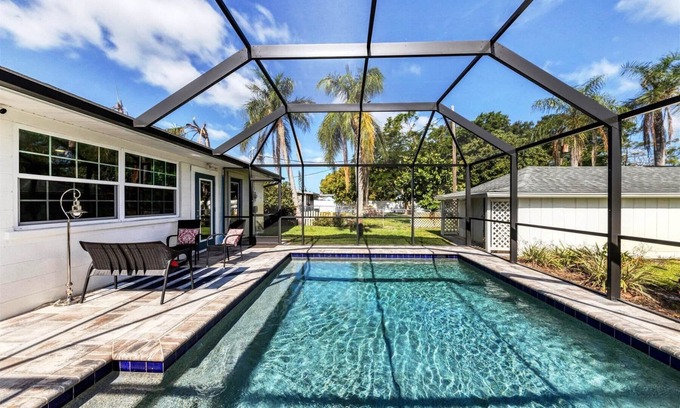 Venice House | Seabird Pool Home -Venice Updated - Fabulous!