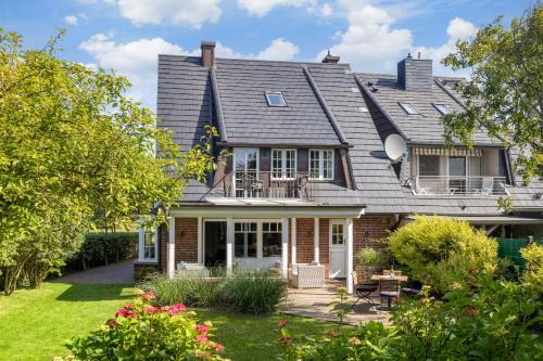 Tinnum House | Seabiscuit