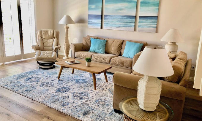 Leucadia House | Seabluffe Gated, Beach-Front community! Lovely townhome sleeps 7. Walk to Beach!