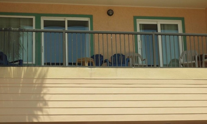 Galveston Condo | Seabreeze-Maravilla Gulf Front 2 Bedroom Condo/Dog Friendly