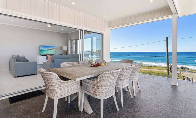 Warilla Apartment | Seabreeze on the Beach "Feng"