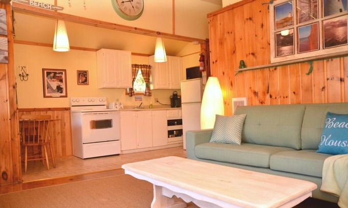 Stanhope House | SEACLUSION ROMANTIC ISLAND GETAWAY COTTAGE BY STANHOPE BEACH INNATIONAL PARK
