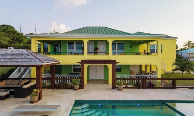 Freetown Apartment | SeaClusive Antigua-Barbuda @ Seatons: Unit C