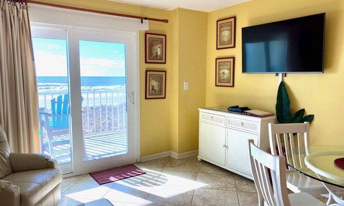Gulf Shores Condo | Seacrest 204-Gulf Front-Sun, Surf & Fun - Great View of the Emerald Coast!