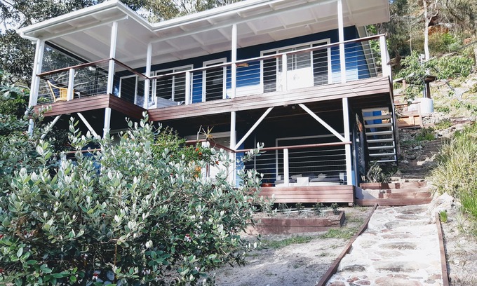 Bar Point House | Seafarers Landing -Stunning views & relaxing vibe of the river. Boat access only
