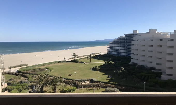 La Cote Radieuse Condo | Seafront apartment, no road to cross. Exceptional view, 10 m2 terrace