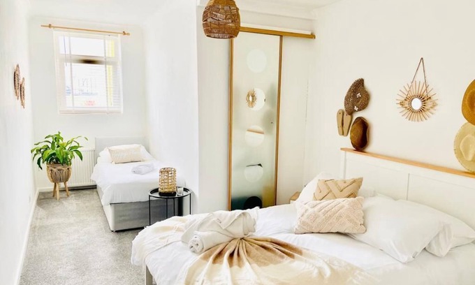 Portsmouth Apartment | Seafront Apartment