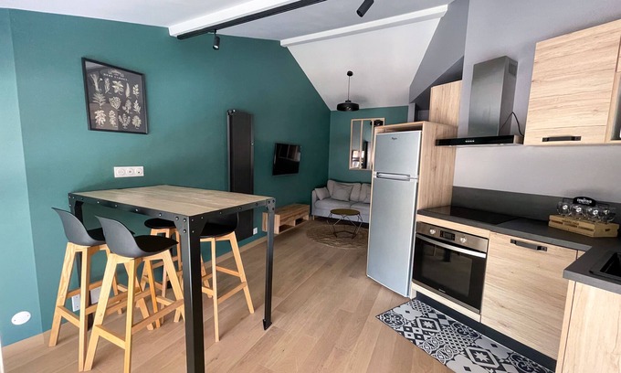 Lanton Apartment | Seafront apartment on the Marina de Cassy