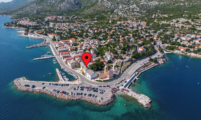 Karlobag Apartment | Seafront Apartment Sanja, Karlobag, Croatia