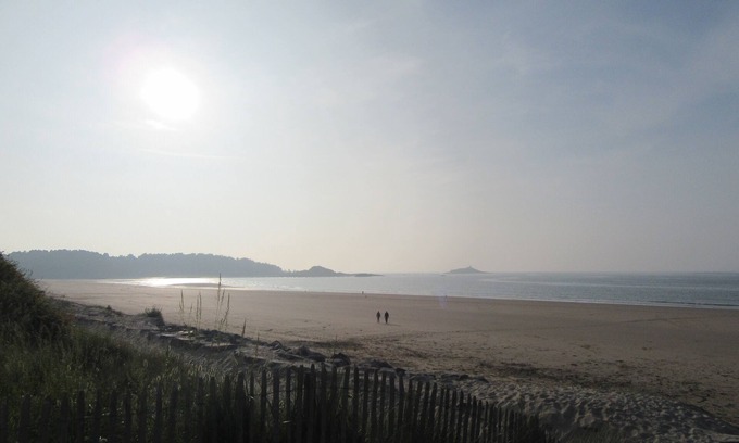 Sables-d'Or-les-Pins Apartment | Seafront duplex in Les Sables d'OR