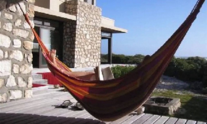 Suiderstrand House | Seafront home in the Agulhas reserve at southern tip of Africa