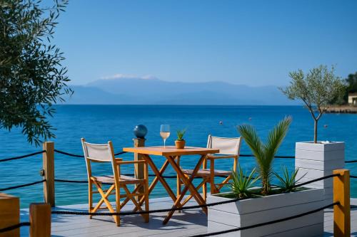 Kato Gatzea House | Seafront Karma Luxury - An Escape From Reality