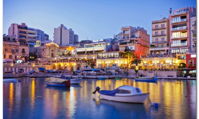 Sliema Apartment | Seafront LUX Apartment wt Pool, Upmarket Area