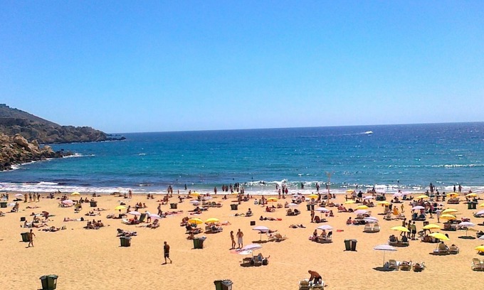 Sliema Apartment | Seafront Luxury Apartment, Pool and Great Location