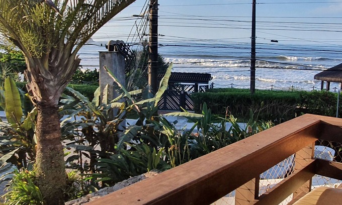 Juquehy Apartment | Seafront Residence - Condominium right on the sand