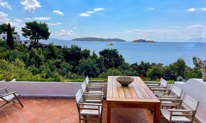 Kanapitsa Villa | Seafront Villa with amazing view just 30 meters from semi-private beach