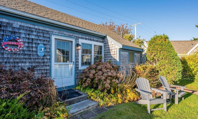 Yarmouth Cottage | SeaGills Nest – Beach Days & Ocean Rays
