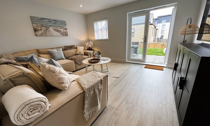 Sandown Ski Chalet | Seagrass