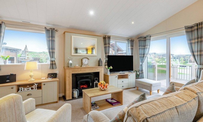 Runswick Bay Cottage | Seagull Lodge - UK48631