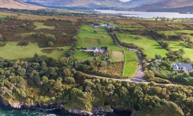 Lauragh House | Seahaven, a fabulous coastal retreat located on the Wild Atlantic Way, Co Kerry