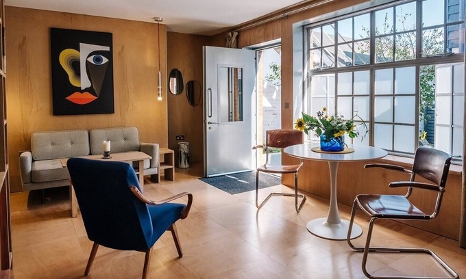 Aldeburgh Apartment | Seahorse Studio 'Accessible Luxury', Aldeburgh