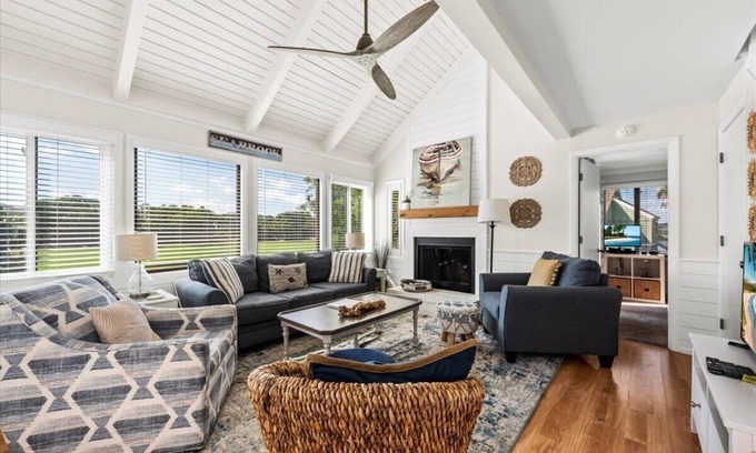 Sealoft Villas Villa | Sealoft Stunner near beach with amenity Cards. Golf views.