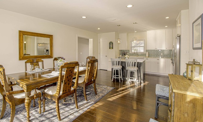 Mayo House | Searenity Stays, a Cozy Home