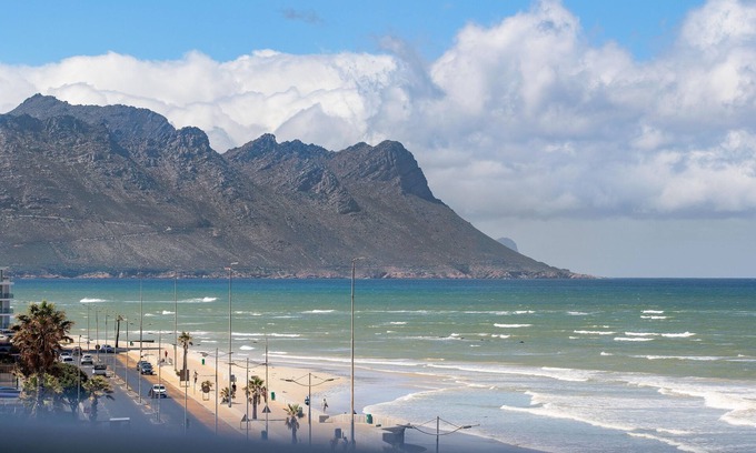 Strand Apartment | Searenity