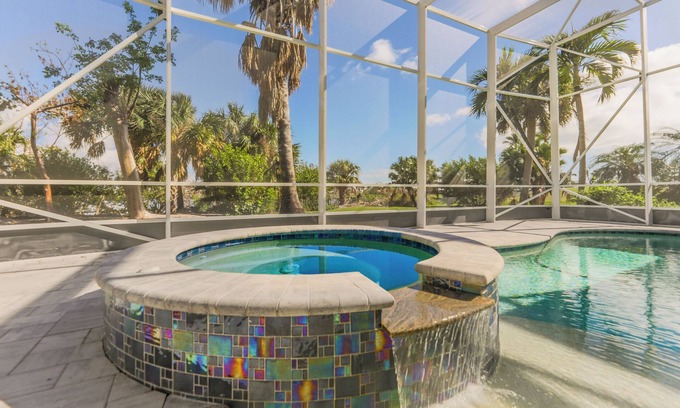 The Dunes House | SeaRose- Gorgeous Sanibel Estate now with dining credit!