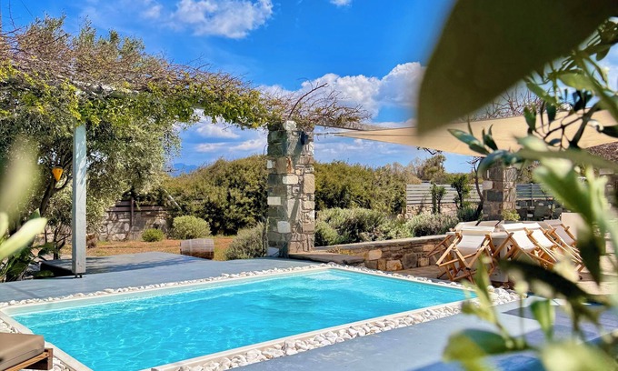 Santa Maria Villa | 𝐒𝐞𝐚𝐒𝐚𝐥𝐭 𝐃𝐫𝐞𝐚𝐦 𝐕𝐢𝐥𝐥𝐚, 𝐒𝐚𝐧𝐭𝐚 𝐌𝐚𝐫𝐢𝐚 𝟓 𝐦𝐢𝐧 𝐟𝐫𝐨𝐦 𝐍𝐚𝐨𝐮𝐬𝐚
