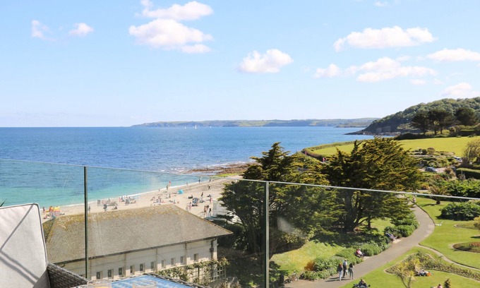 Maenporth Cottage | SEASCAPE, family friendly, luxury holiday cottage in Falmouth