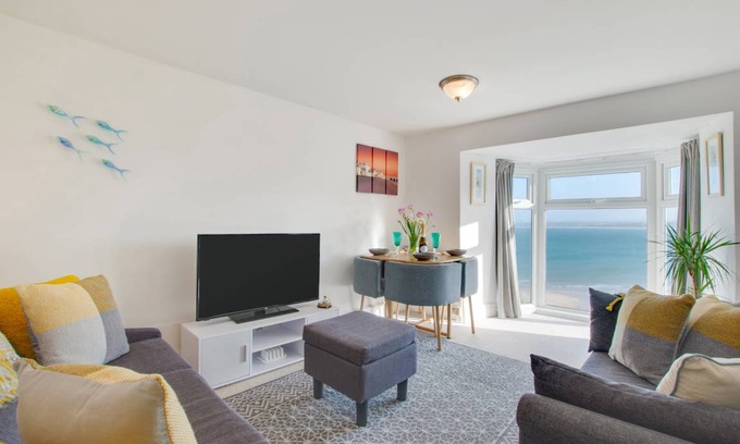 St Ives Cottage | Seascape