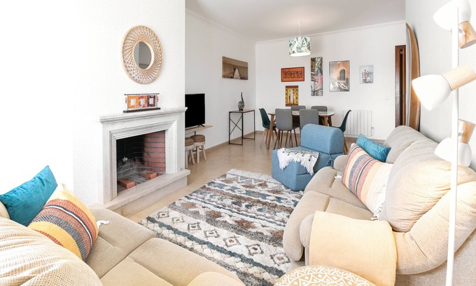 Peniche Apartment | Seascape Home & Cozy Baleal Beach