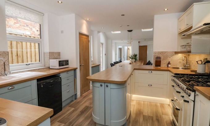 Muston Cottage | Seascape Villa