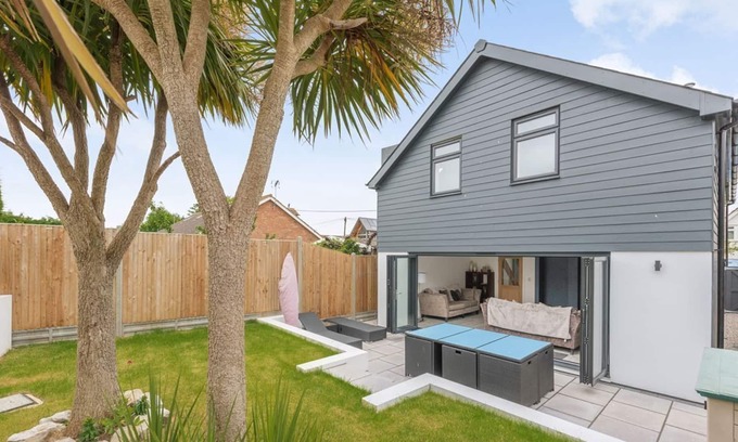 Seasalter House | Seaside Beach location, welcome to our Beach Hut with access to a private beach