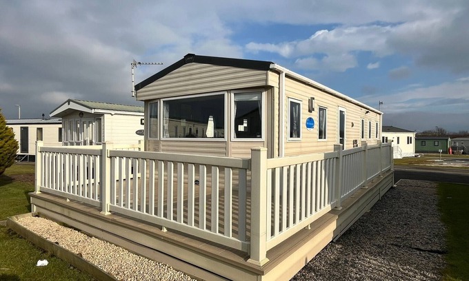 Heysham Cabin | Seaside Bliss Cabin Retreat in Morecambe