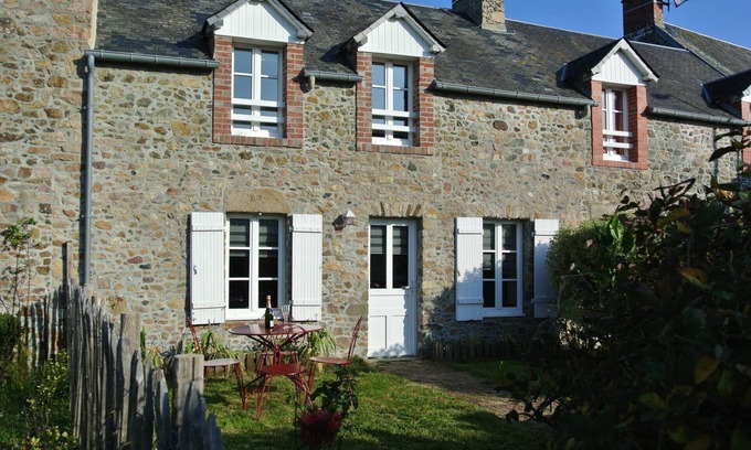 Gouville-sur-Mer House | Seaside, charming fisherman's house, WIFI