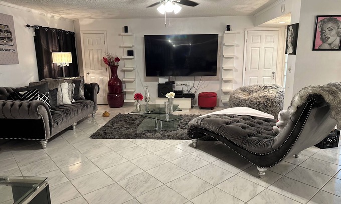 Ives Estates Apartment | "Seaside Chic: Near Aventura Mall"