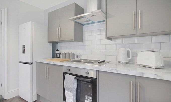 Redcar House | Seaside Haven on Newcomen Grove: Redcar Retreat