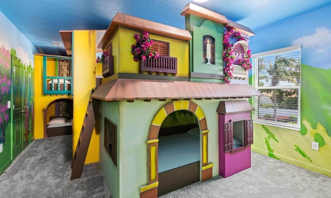 Melbourne Beach House | Seaside Haven | Beach Home w Princess BR, Pool, Theater, Arcade, Game Rm