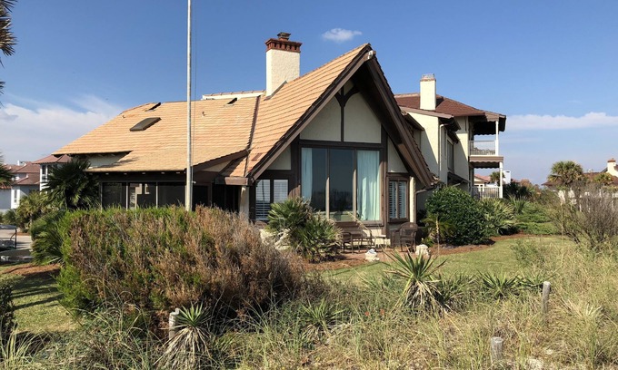 Debordieu Colony Villa | Seaside Haven is an ocean front villa steps away from the beach!