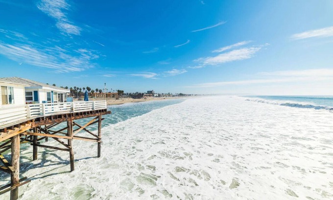 Pacific Beach Hotel | Seaside Haven Perfect for Relaxing Beach Getaways | Perfect for Couple