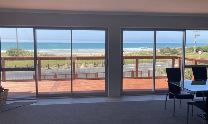 Kaka Point House | Seaside Holiday House, 30m from the beach.