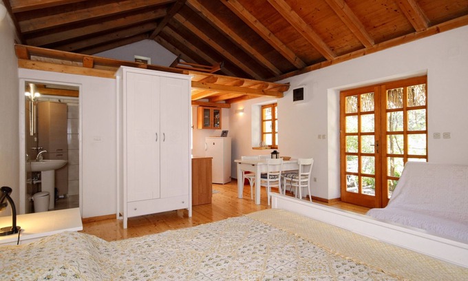 Jelsa House | Seaside holiday house Cove Grebišće, Hvar (K-3375)